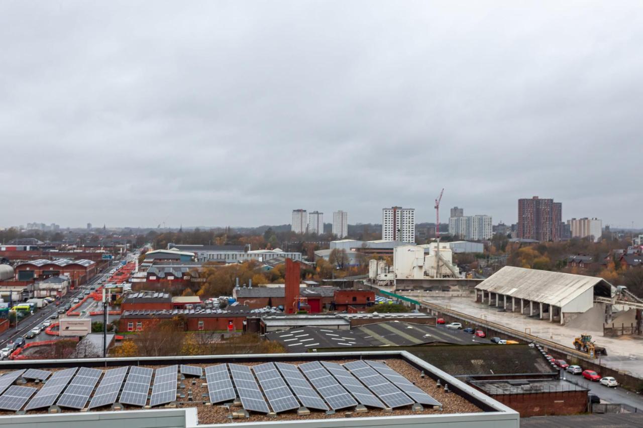 Contemporary 2 Bedroom Duplex In Salford Manchester Luaran gambar