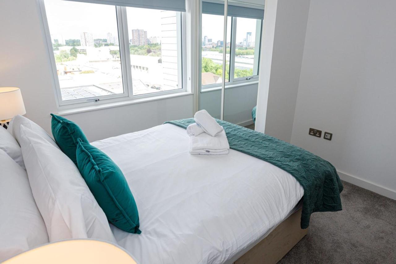 Contemporary 2 Bedroom Duplex In Salford Manchester Luaran gambar
