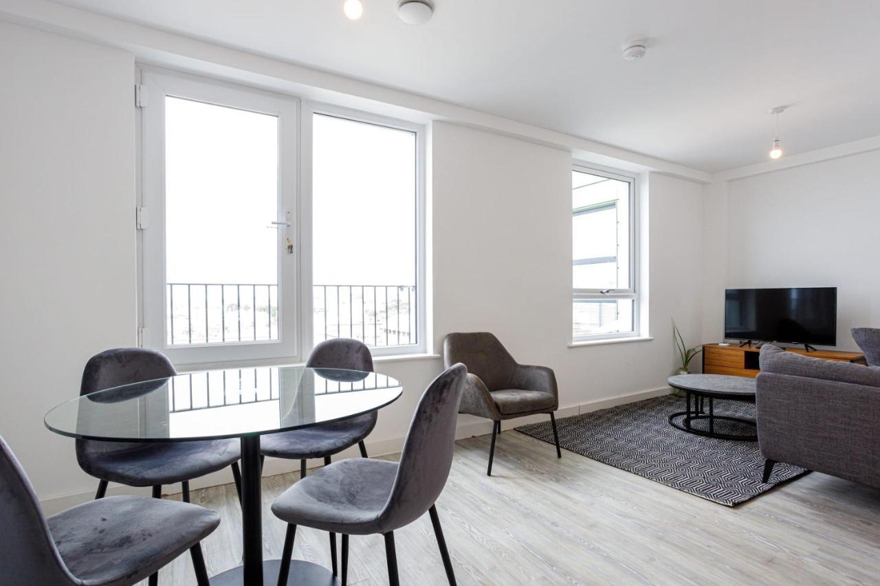 Contemporary 2 Bedroom Duplex In Salford Manchester Luaran gambar