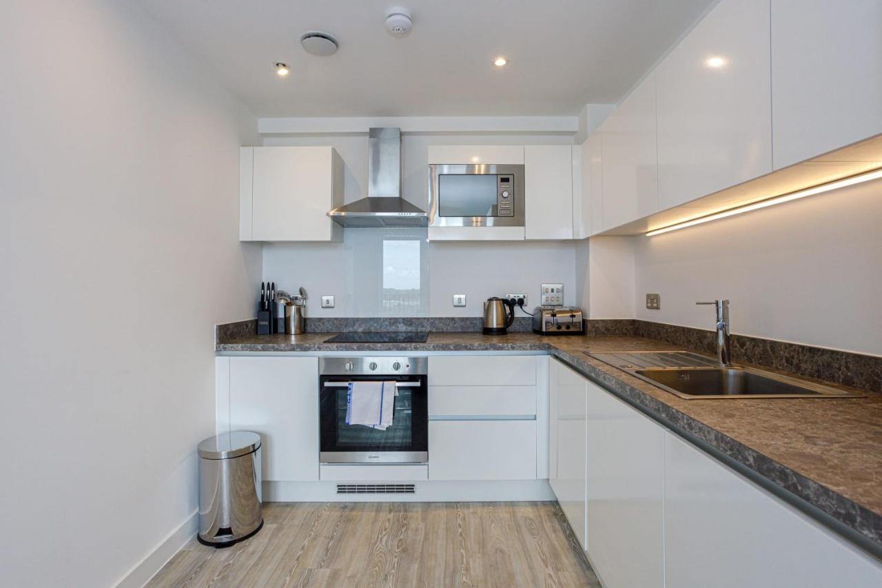Contemporary 2 Bedroom Duplex In Salford Manchester Luaran gambar